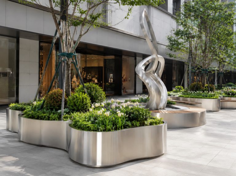 黔江区不锈钢景观雕塑与金属花箱